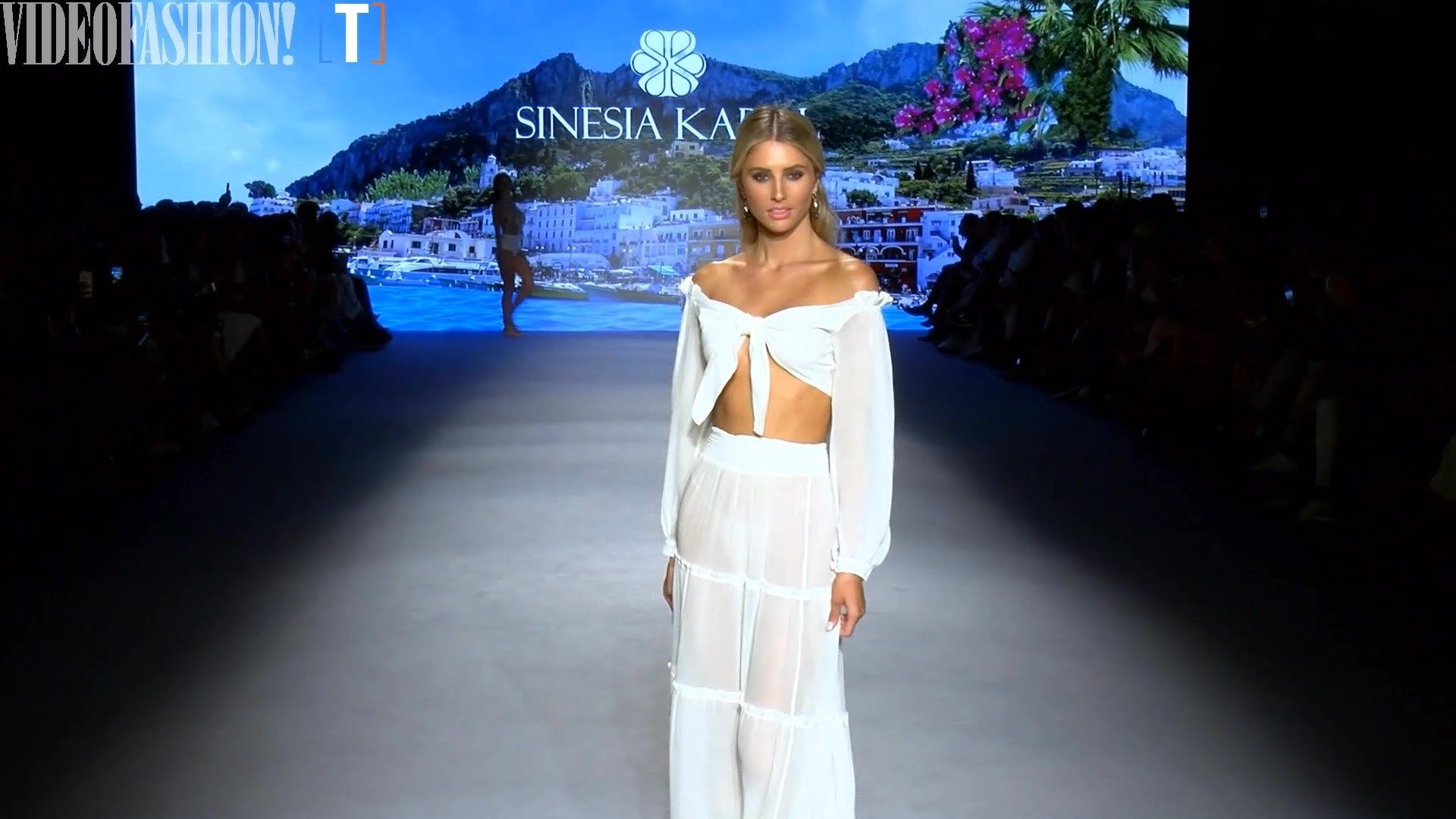 SINESIA KAROL SWIMWEAR - BEACHWEAR FASHION RUNWAY SHOW